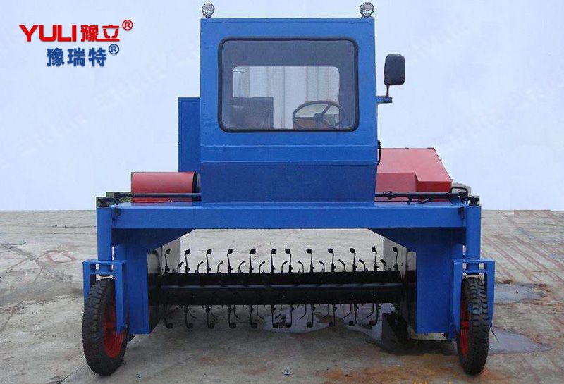 YULI-2型輪式翻堆機